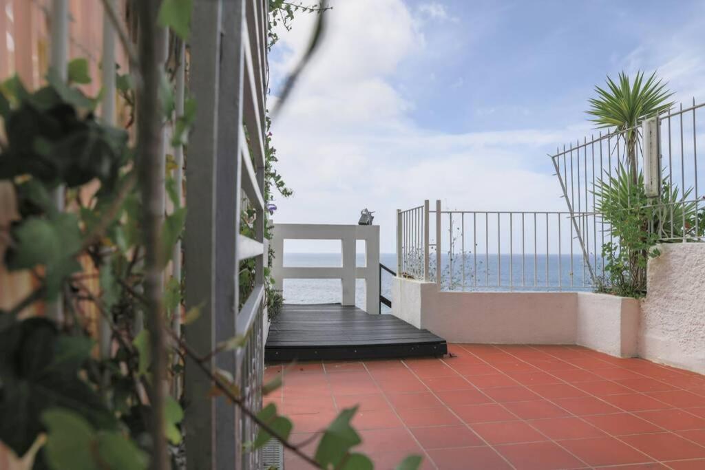 Estudio Vista Mar Com A/C E Acesso Privado A Praia Apartment Sesimbra Luaran gambar